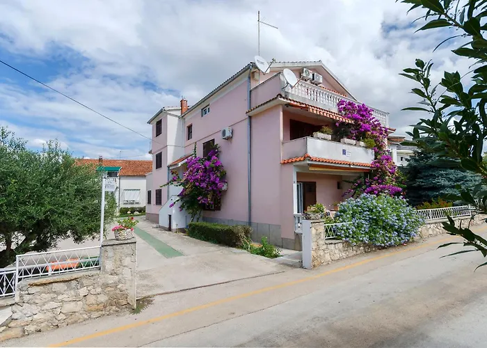 アパート Happy Place *